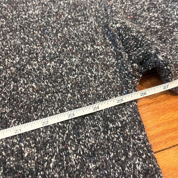 Arizona Jean Co Vintage Gray Crewneck Sweater - Picture 6 of 7